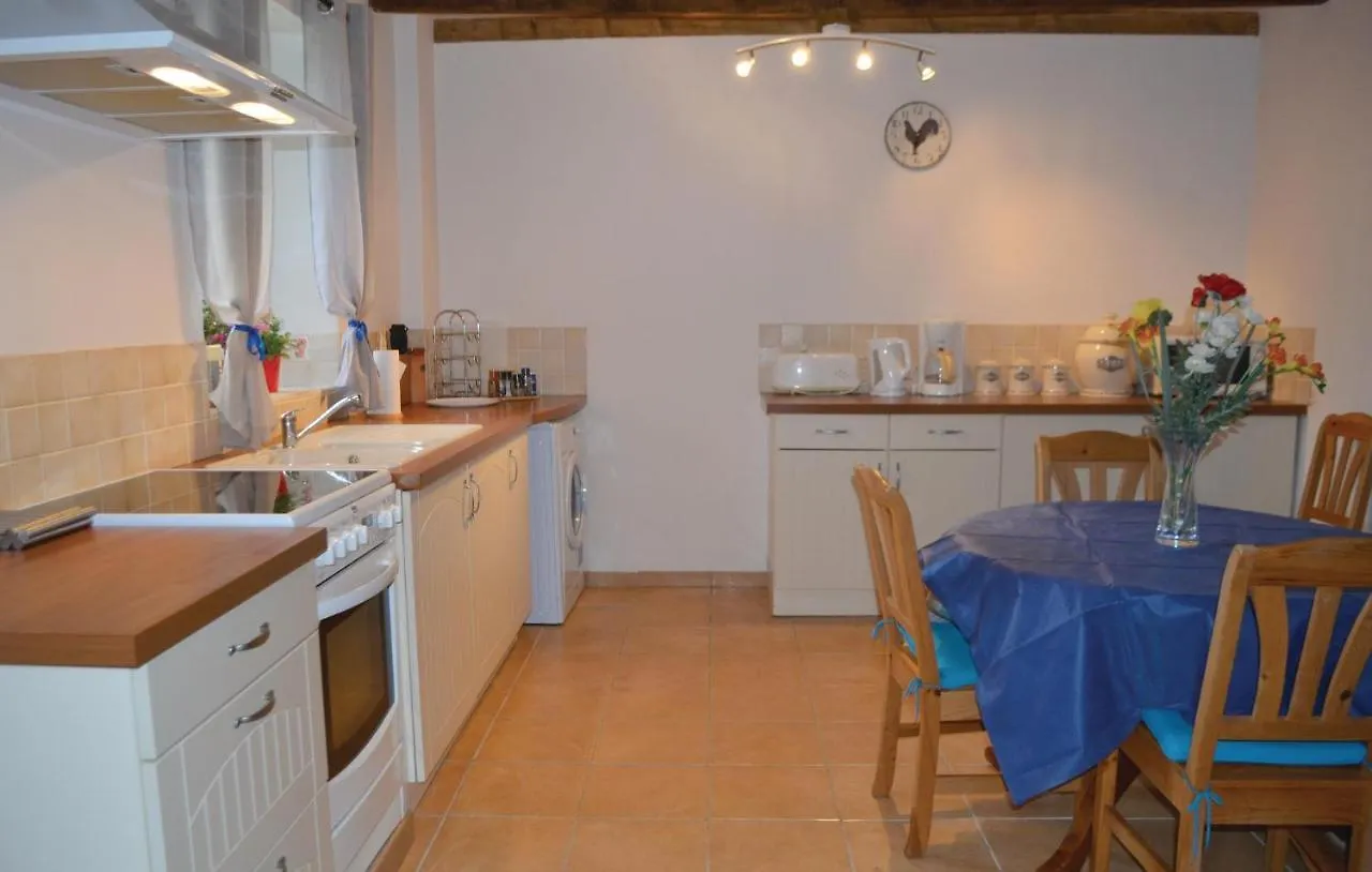 Beautiful Home In Le Faouet With Kitchen Fransa